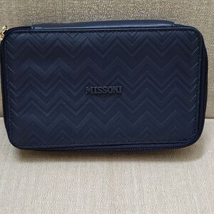 Missoni for Delta Zip Mini Travel Toiletry Case Navy Blue Chevron Dopp Kit